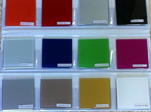 échantillons de couleurs de verres laqués