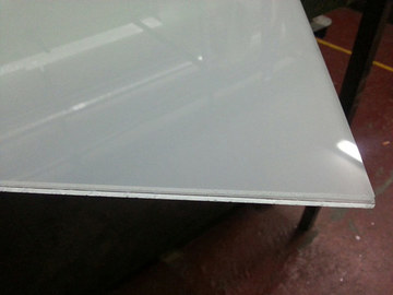 Verre feuilleté 5+5 translucide (mate)