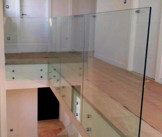 Barrières en verre avec fixation par points 100 cm